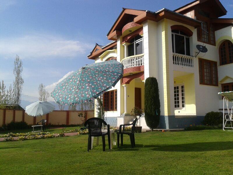 Asif Guest House Srīnagar Buitenkant foto